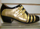 sapatos dourado